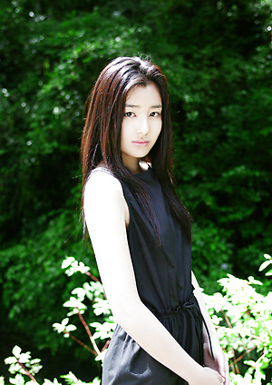 Natsuki Harada Asian is racy babe loving to travel with train