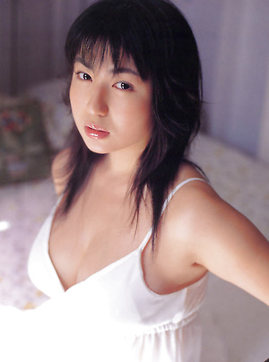 Petite asian hottie in luscious lingerie and cute pigtails