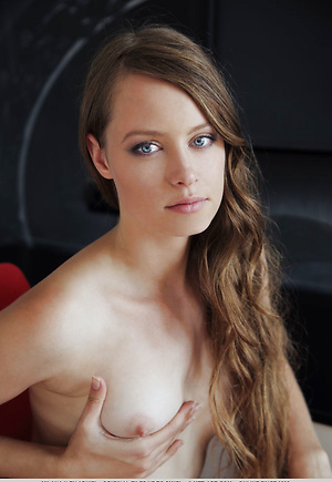 Milana K - "Nagusia" by Arkisi