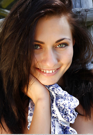 Michaela Isizzu: "Sodatu" by Slastyonoff