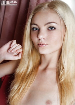 Extra shaved teen babe