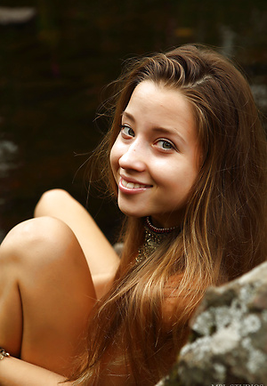 Zsanett - Bridge To Nowhere